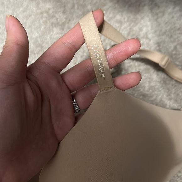 NWOT calvin klein 34D nude push up bra - Picture 2 of 2